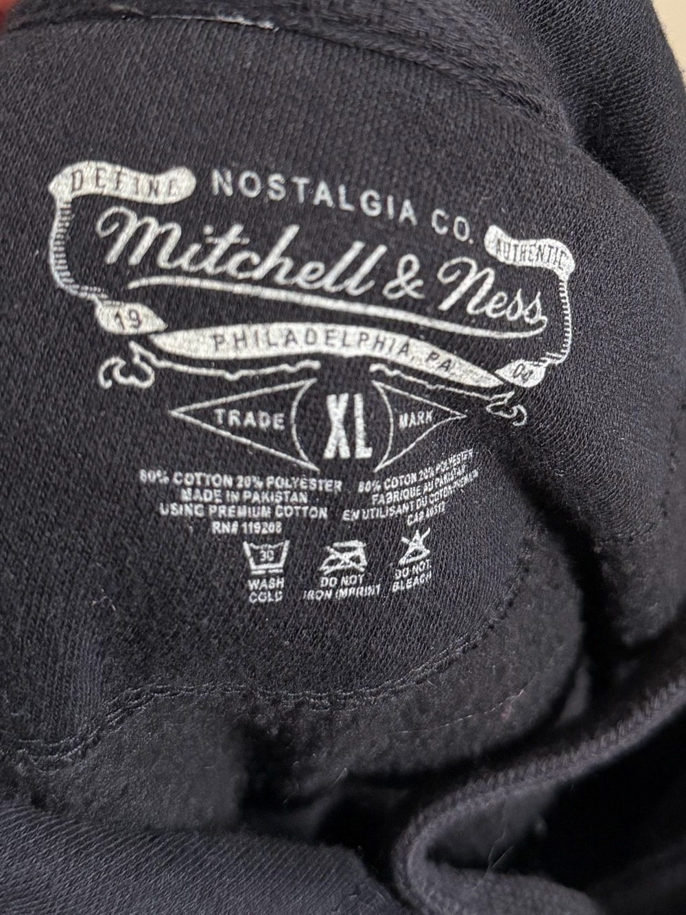 Mitchell & Ness Golden State Warriors The City Black Pullover Hoodie XL - Picture 6 of 6